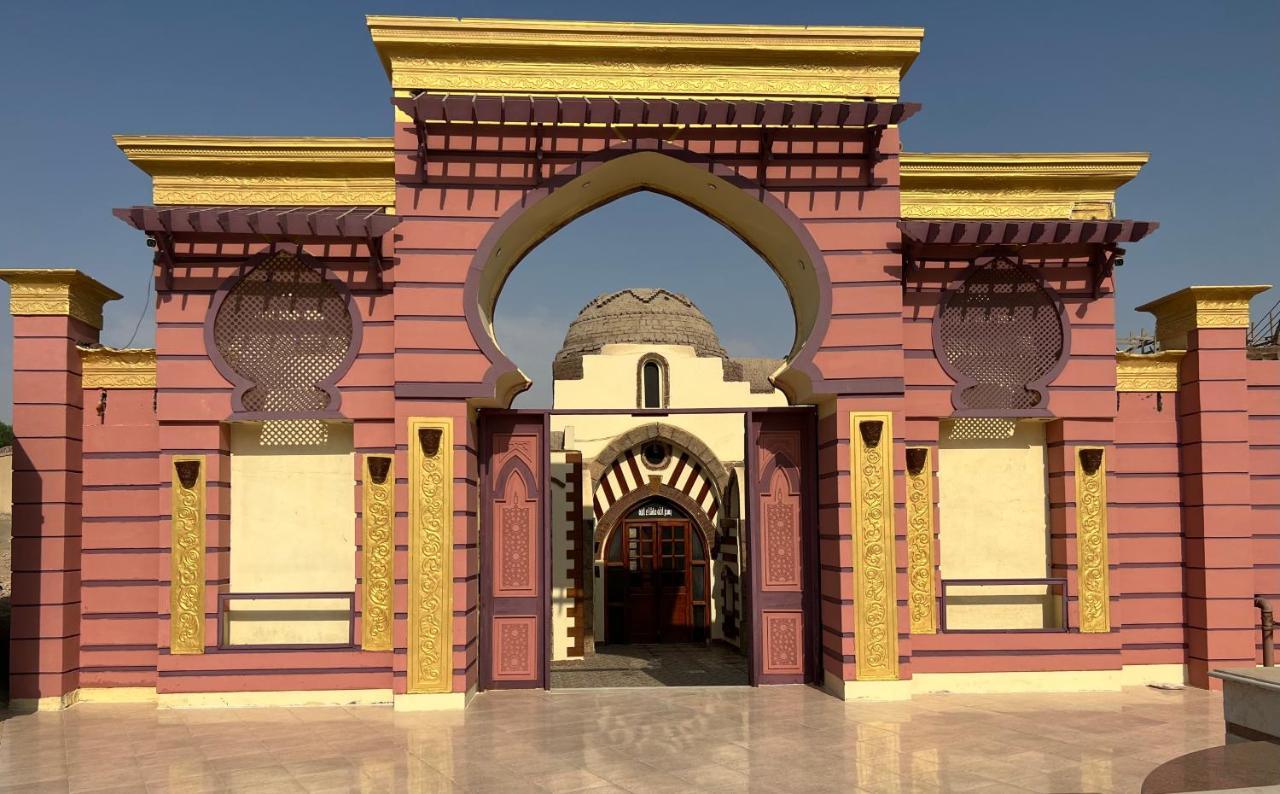 Elphardous Oasis Hotel Luxor Eksteriør billede