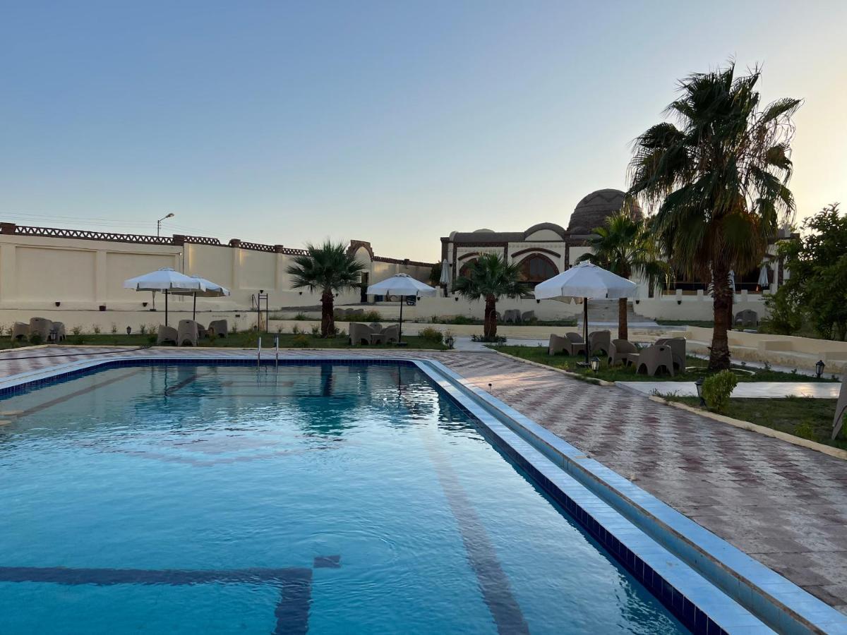 Elphardous Oasis Hotel Luxor Eksteriør billede