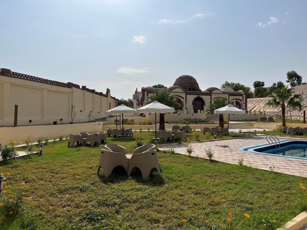 Elphardous Oasis Hotel Luxor Eksteriør billede
